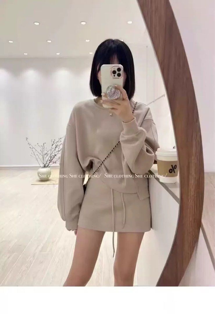 Coord Set (Category: Sets or Coordinates) located in Singapore. Submitted by angieyip (Listing ID 1346811599, Image 1). Description: Brand new.