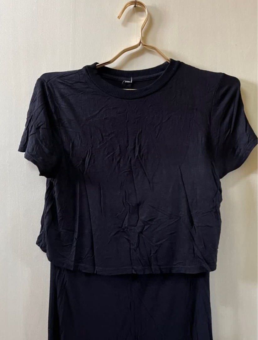 Cotton on plain black dress with back cape (Category: Dresses) located in Pasig City. Submitted by YouNeed2BuyDis (Listing ID 1346801736, Image 2). Description: No flaws; tag removed it was peeping through the back slit. Super nice and simple dress Fits xs to s Payment methods: GCash, BPI Delivery Options: J&T, Lalamove or Grab ***Deliveries will be done during weekends Only*** LAST PRICE POSTED. Rfs too much clothes Helping Tags: Mango Zara Pull