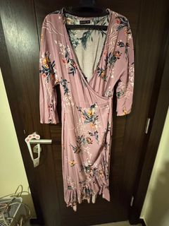 (Category: ) located in . Submitted by mikkimal (Listing ID 1346794122, Image 1). Description: .