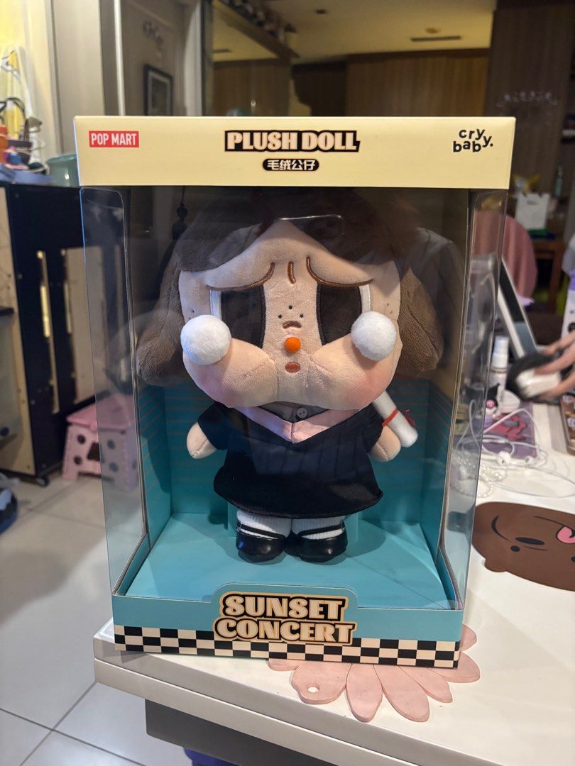 Crybaby Sunset Concert Plush (Category: Plushies & Soft Toys) located in Manila. Submitted by yna_2001 (Listing ID 1346828263, Image 1). Description: never taken out of box authentic.
