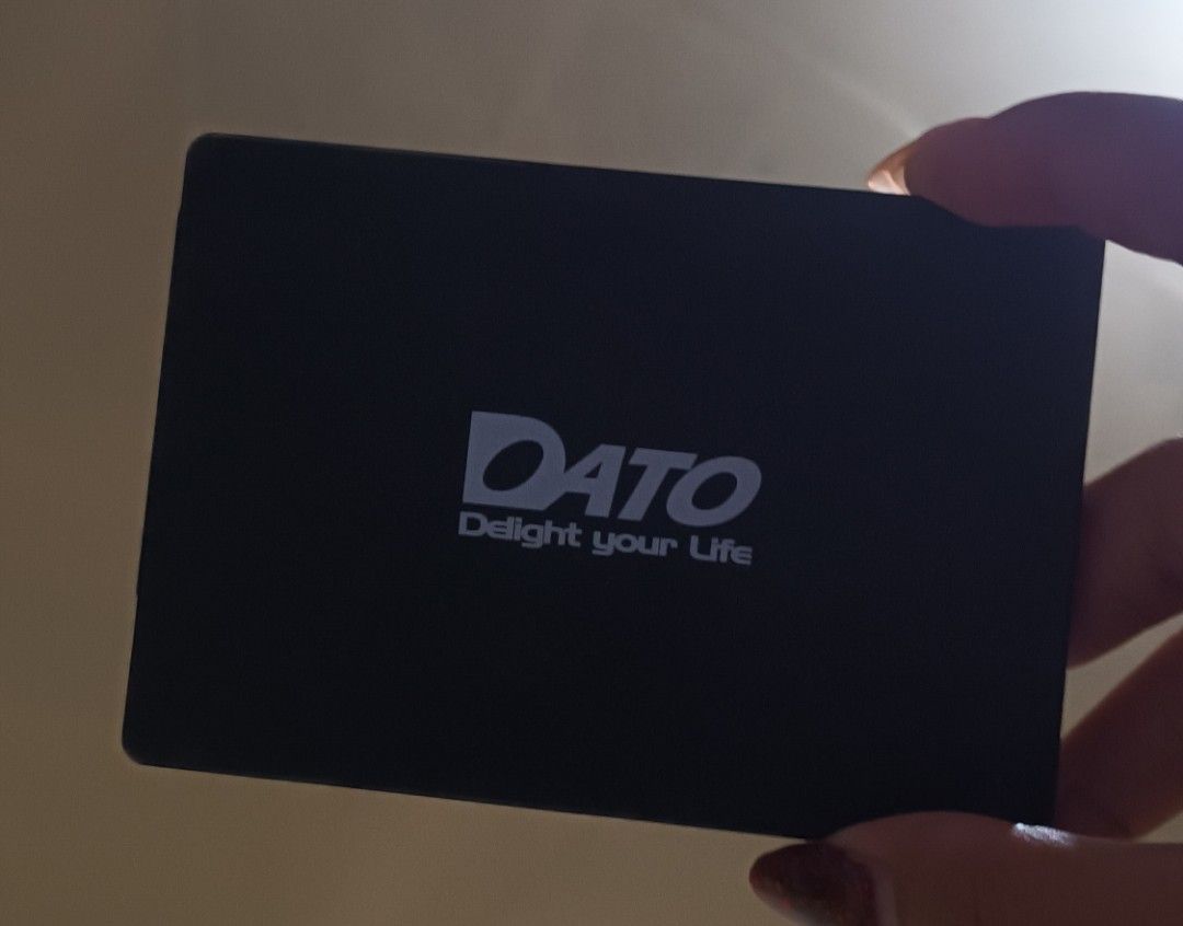 Dato Solid State Drive SSD 240gb (Category: Hard Disks & Thumbdrives) located in Baguio. Submitted by arkay_13 (Listing ID 1346803941, Image 1). Description: rfs:decluttering no flaws gcash payment no COD j&t courier.
