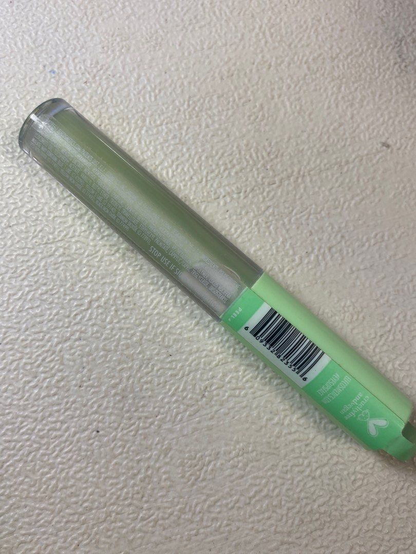 elf mint melt lip plumping gloss BRAND NEW (Category: Makeup) located in Pasig City. Submitted by koosgold (Listing ID 1346814356, Image 2). Description: bought straight from elf usa website last 2022 sealed brand new formula seems to have no clumps yet, it is still sealed, this was stored in a cabinet away from sunlight .