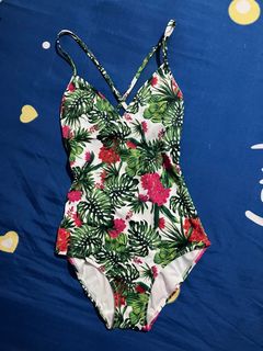 (Category: ) located in . Submitted by tinaveeontop (Listing ID 1346795274, Image 1). Description: .
