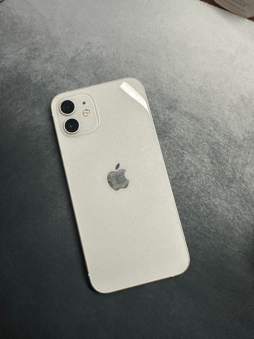 スマートフォン本体 iPhone12,white,64GB iPhone12White64GB