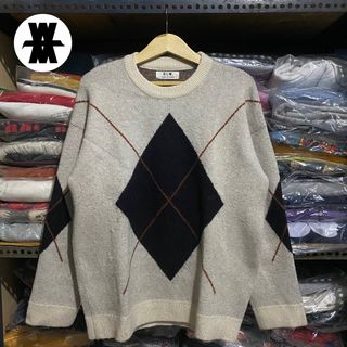(Kategori: ) berada di . Dikirim oleh blacksmiththriftmart (ID iklan 1346691805, Gambar 1). Deskripsi: .