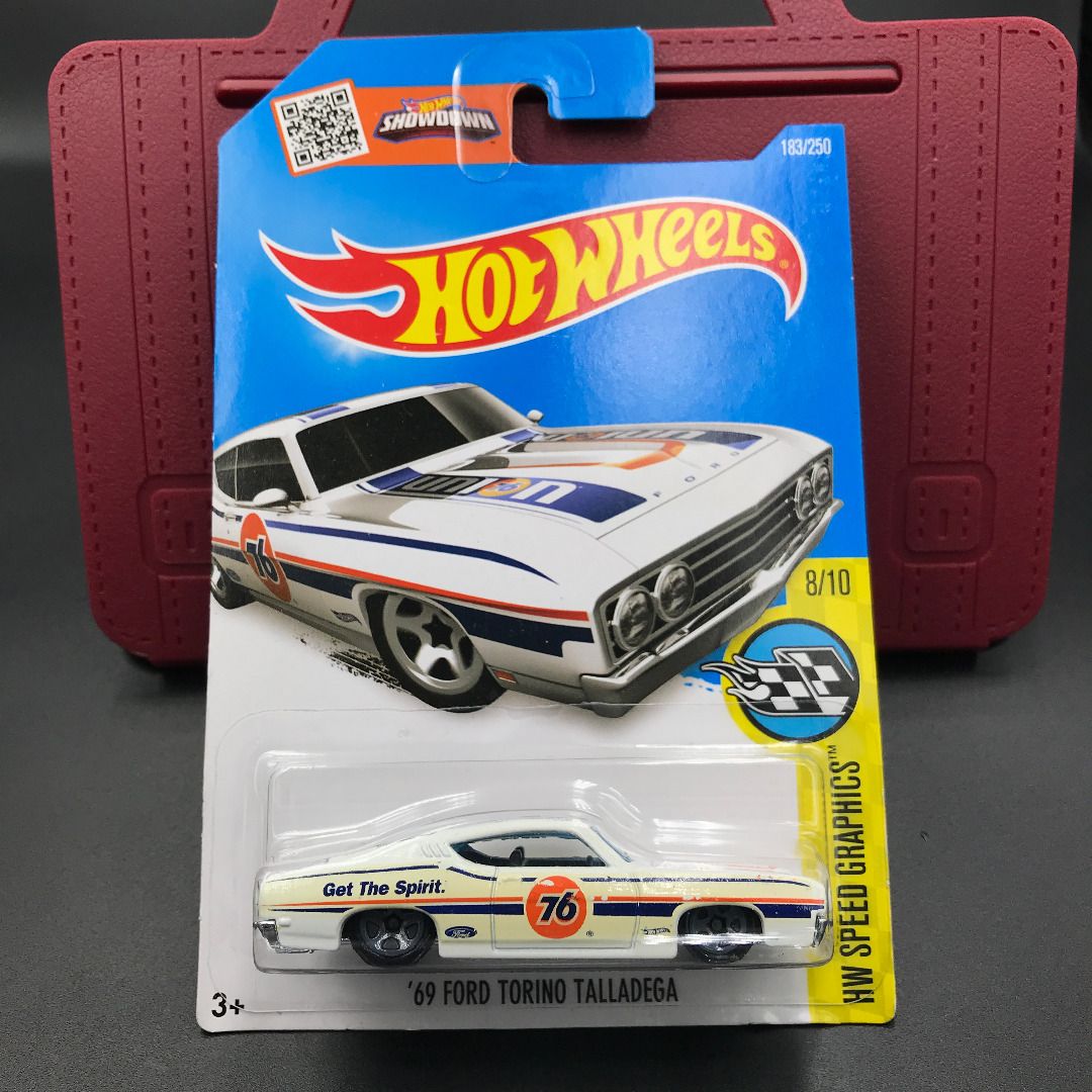 Hot Wheels Ford Lot (Pickup, Falcon, Fairlane, Ranchero, Escort, Gran ...