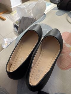 (Category: ) located in . Submitted by dina2509 (Listing ID 1346753553, Image 1). Description: .