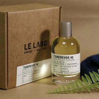 (Category: ) located in . Submitted by perfume.legend (Listing ID 1346858101, Image 1). Description: .