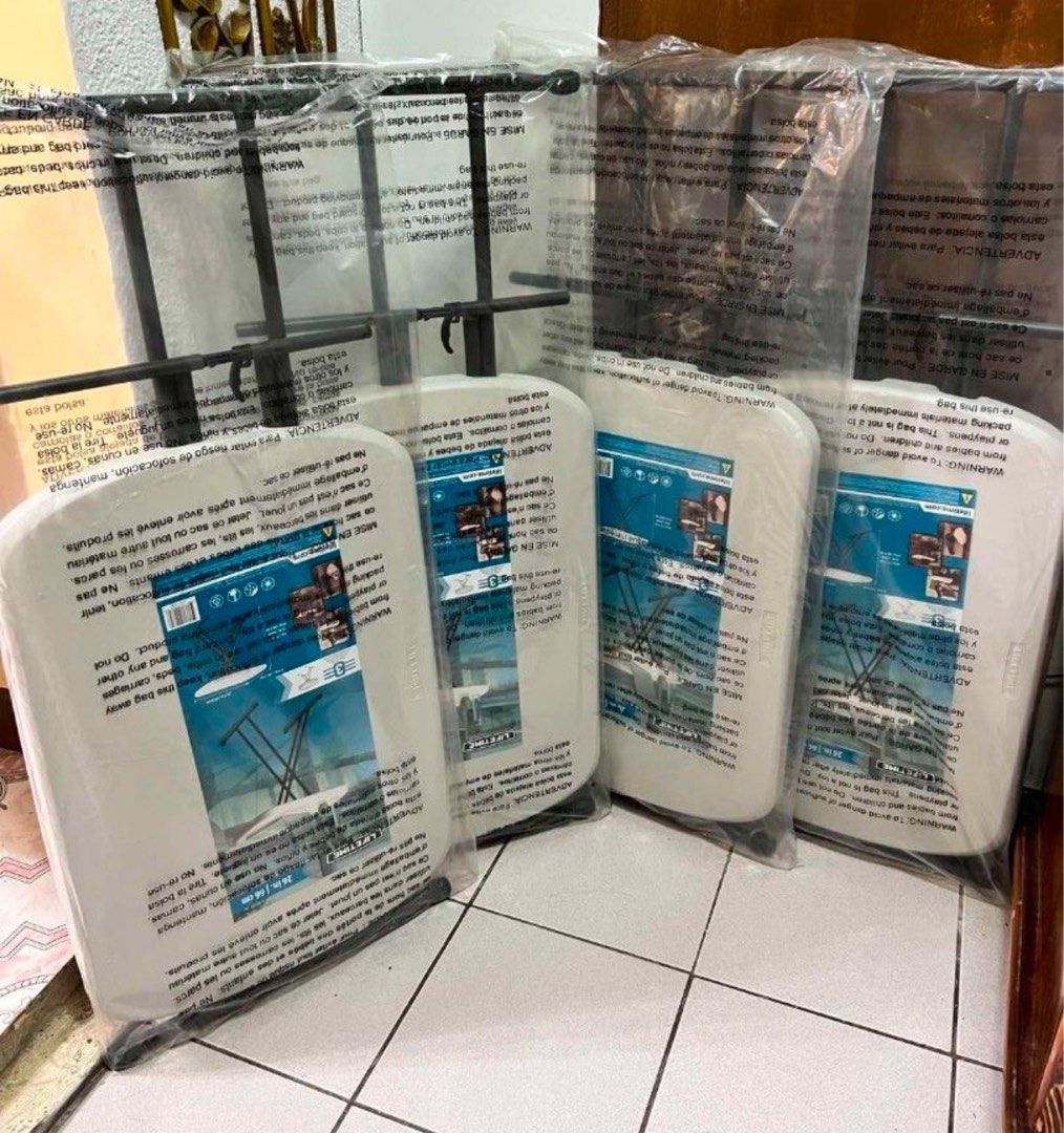 Lifetime Personal Table (Category: Tables & Sets) located in Kawit. Submitted by thoris (Listing ID 1346749887, Image 1). Description: Free delivery within Imus.