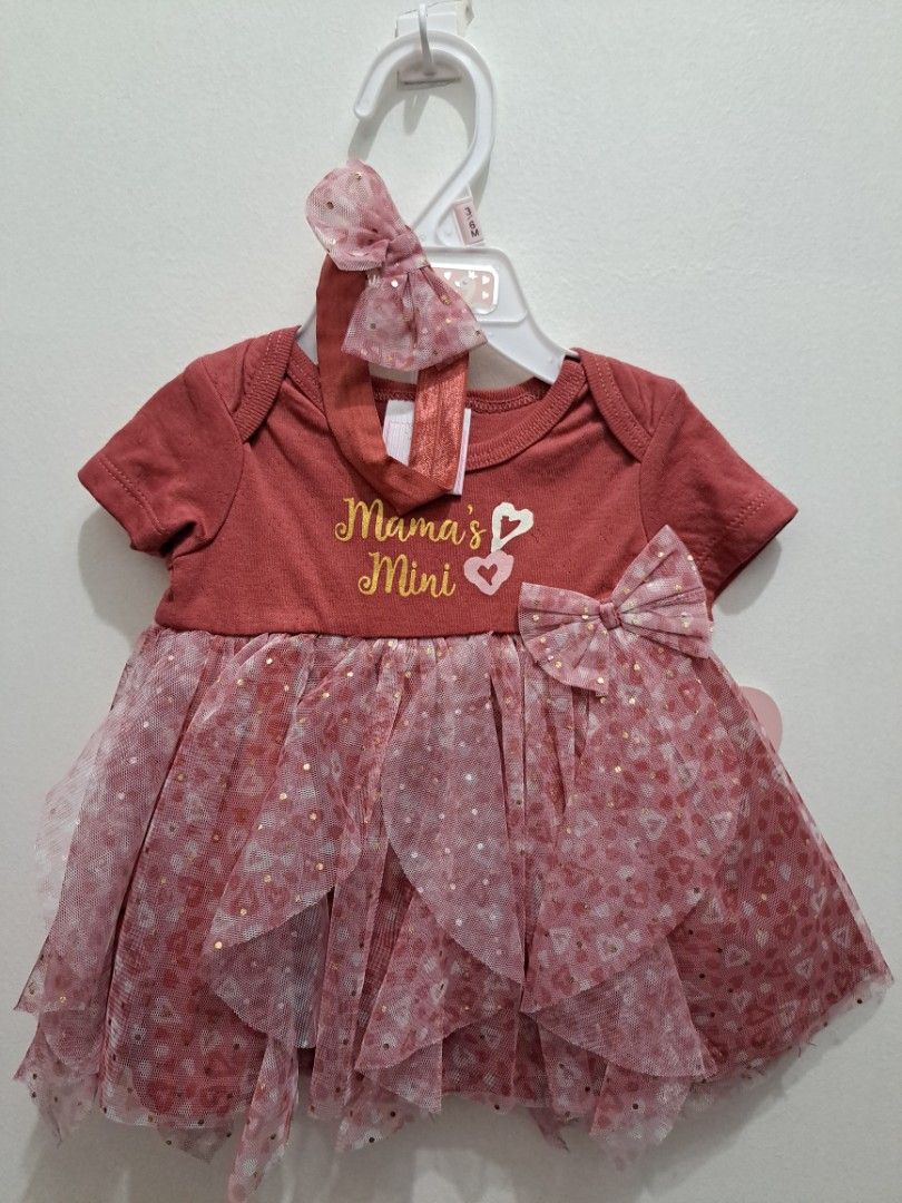 Mamas Mini Tutu Dress 3/6M (Category: Babies & Kids Fashion) located in Makati City. Submitted by _tealover (Listing ID 1346669827, Image 1). Description: Brand new with hanger and tag 3/6M on tag Princess Rose brand Headband dress bloomer set.