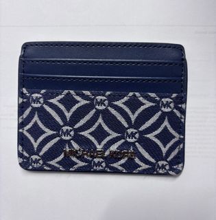 (Category: ) located in . Submitted by allpreloved18 (Listing ID 1346831790, Image 1). Description: .