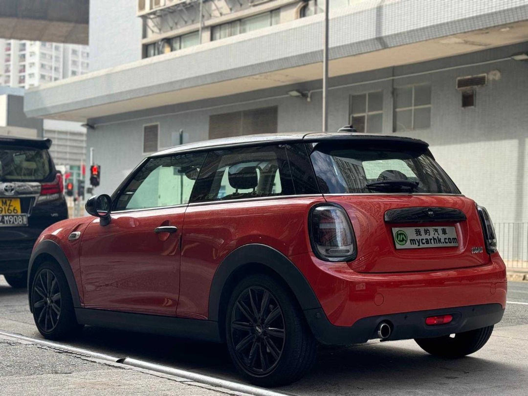 MINI MINI Cooper F55 Auto62863129836161113