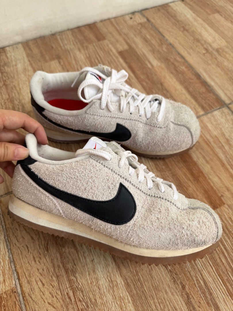 Nike Cortez Vintage Suede Size US6 (Category: Sneakers) located in Santa Ana. Submitted by davyjoy (Listing ID 1346676769, Image 3). Description: Nike Cortez Vintage Suede US 6 Bought in South Korea last November comes without box Used while travelling in SK only.