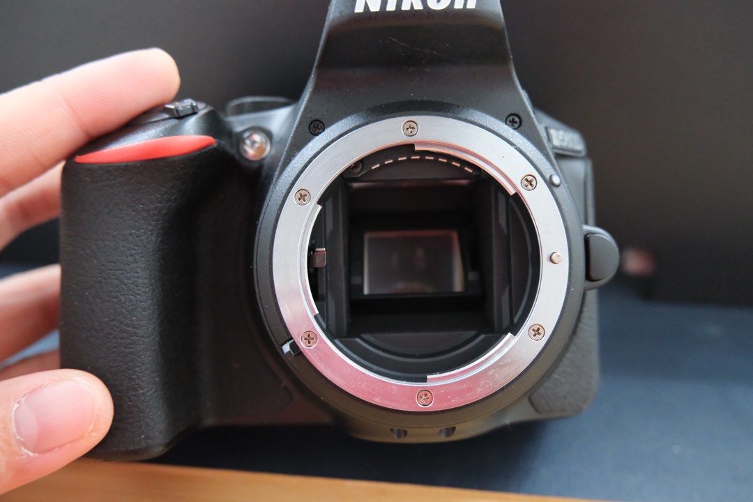 Nikon D5600 (Category: Cameras) located in Quezon City. Submitted by jjjfs (Listing ID 1346803974, Image 2). Description: NO ISSUES Decluttering my closet! Bought a few years ago and used only a few times. Feel free to msg if you want to negotiate on the price (Zoom lens Nikon AF-S DX NIKKOR 18-140mm f/3.5-5.6G ED VR Lens and Nikon AF-S DX NIKKOR 35mm f/1.8G Lens will be listed separately) The Nikon D5600 is a versatile DSLR camera known for its 