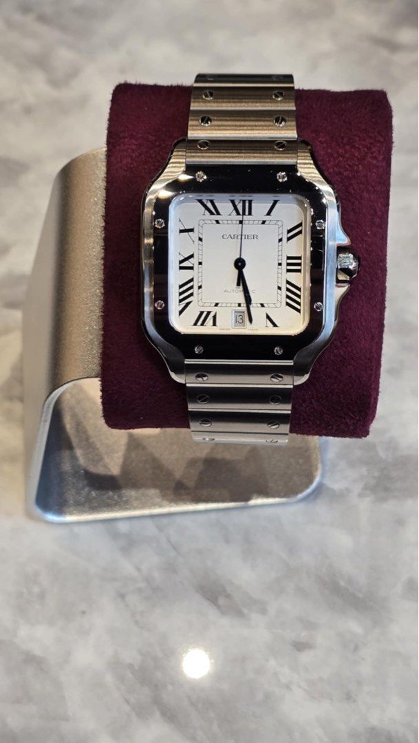 Santos White Large (Category: Luxury Watches) located in Makati City. Submitted by 1timepieceglobal (Listing ID 1346713057, Image 1). Description: Mint Condition 40mm 2018 .