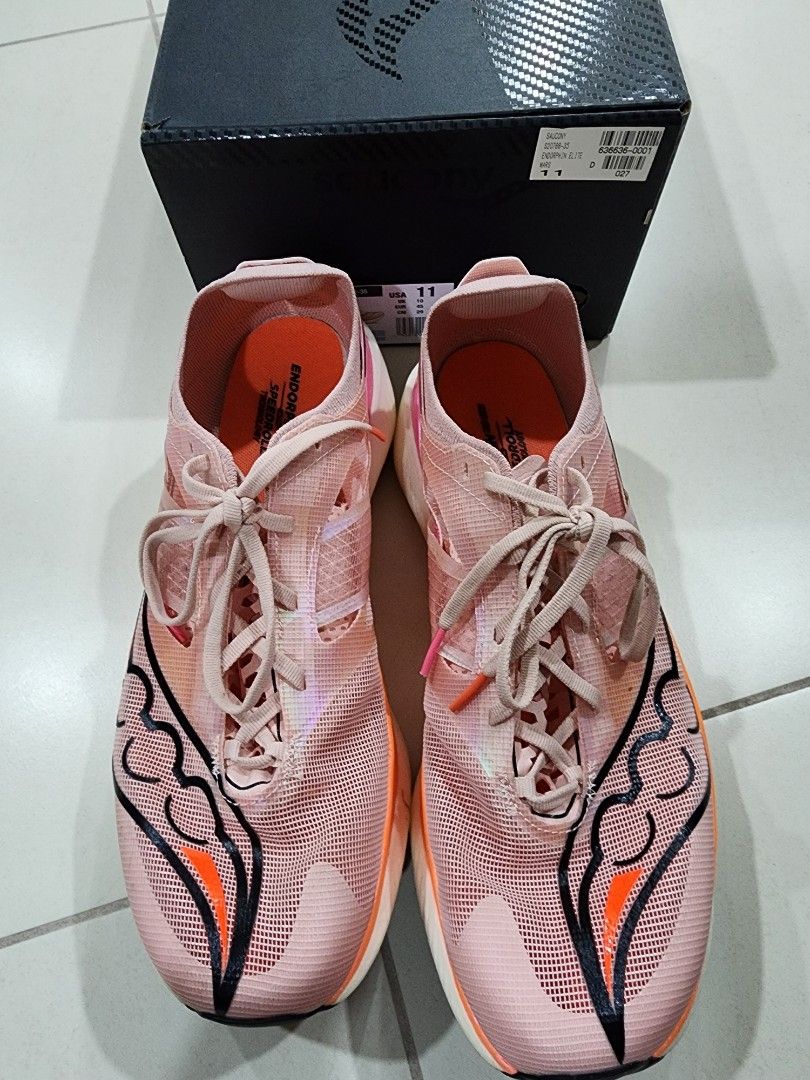 Saucony endorphine elite (Category: Sneakers) located in Pasig City. Submitted by aileen604 (Listing ID 1346818232, Image 1). Description: Saucony Endorphin elite Mens shoes Size Us 11 Eu 45 Cm 29 Uk 10.