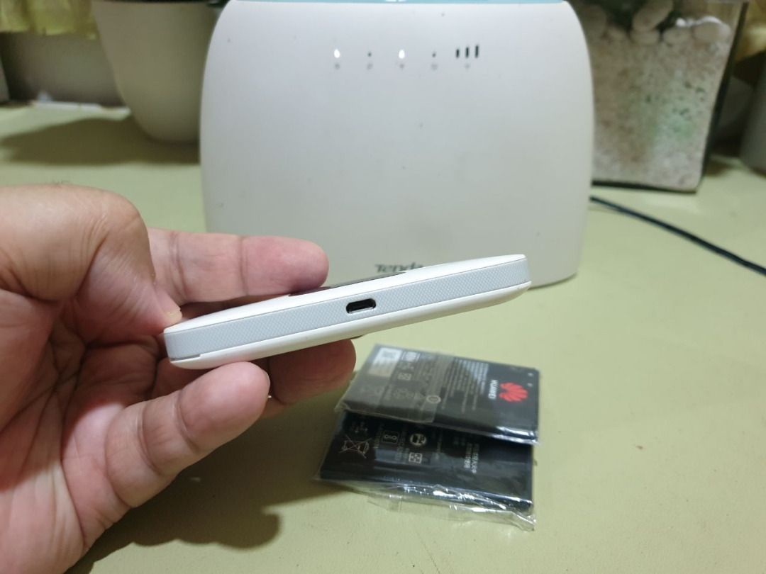 TENDA AC1200 DUAL BAND WIFI 4G+ LTE ROUTER PLUS HUAWEI MIFI 4G ...