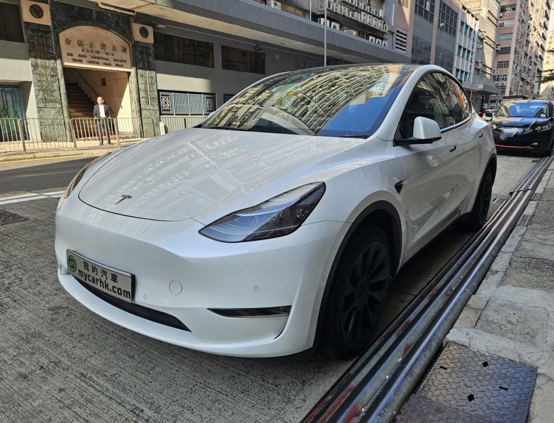 Tesla MODEL Y LR Auto62863128659969111