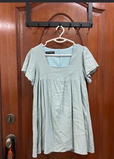 (Category: ) located in . Submitted by Grace.Wardrobe (Listing ID 1346735435, Image 1). Description: .