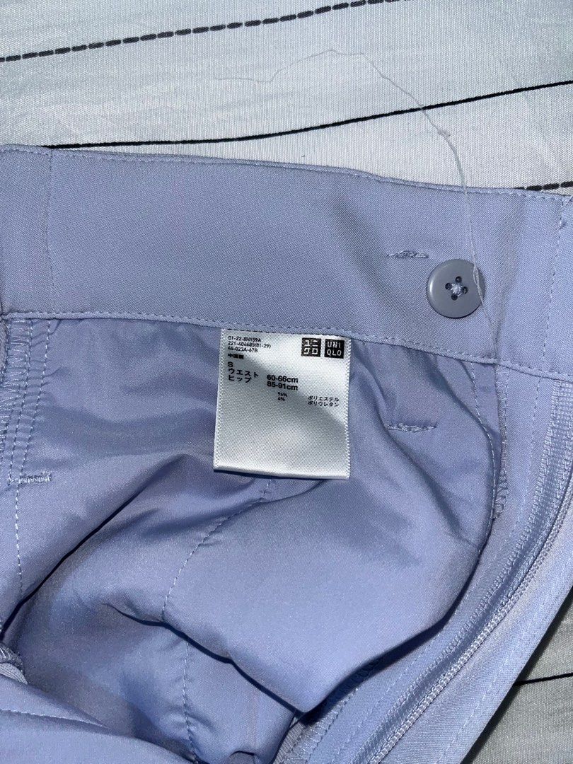 Uniqlo Wide Leg Pants (Category: Other Bottoms) located in Pasig City. Submitted by heiaddie (Listing ID 1346818177, Image 3). Description: Light purple.