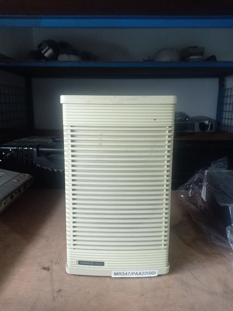 White Sanha Speaker Amplifier 200MHZ (Category: Soundbars, Speakers & Amplifiers) located in Angeles City. Submitted by aarbuilding (Listing ID 1346735433, Image 1). Description: Please Self Inspect. Sell as it is. First come, First Serve. No Warranty Qty: 2 pcs. USED Can be turn on. BUT NO further testing has been done. FOR FASTER TRANSACTION CALL/SMS ME:09065775199- look for Lina .