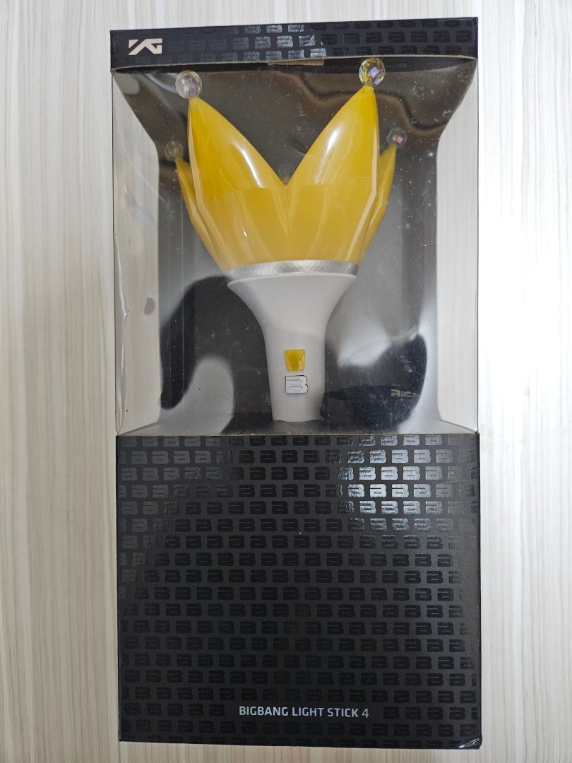 アイドル BIGBANG OFFICIAL LIGHT STICK V.4 BIGBANG - OFFICIAL LIGHT STICK V.4