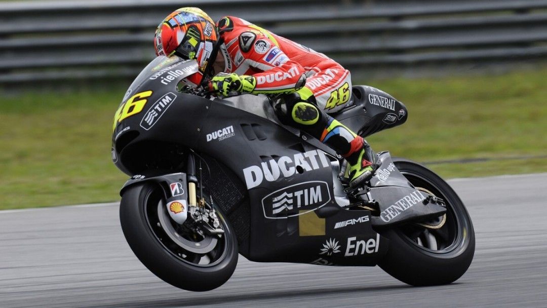 1:12 Minichamps Valentino Rossi Ducati Desmosedici MotoGP GP12 No.46 Test Sepang 2012 122120946 Black 測試車 Test car Motorcycle 電單車 （分類：汽車模型）位於 Hong Kong。 由 hothotstore 提交（商品編號 1346980170，圖片 1）。簡介： 。