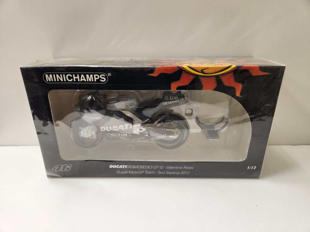 1:12 Minichamps Valentino Rossi Ducati Desmosedici MotoGP GP12 No.46 Test Sepang 2012 122120946 Black 測試車 Test car Motorcycle 電單車 （分類：汽車模型）位於 Hong Kong。 由 hothotstore 提交（商品編號 1346980170，圖片 3）。簡介： 。