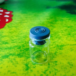 分裝瓶, 迷你超小1.5毫升精華液 原液 分裝空瓶, 透明玻璃瓶, 撕拉蓋安瓶 empty glass bottle64190237312898110