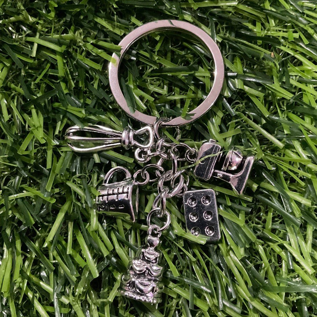 D29 Stainless Steel Mini Baking Tool Set Bag Charm Keychain, 1pc available - P150.00 (Category: Charms) located in Marikina City. Submitted by platesandthings (Listing ID 1347003814, Image 2). Description: D29 Stainless Steel Mini Baking Tool Set Bag Charm Keychain, 1pc available - P150.00.
