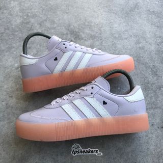 (Kategori: ) berada di . Dikirim oleh tpsneakers_ (ID iklan 1346912237, Gambar 1). Deskripsi: .