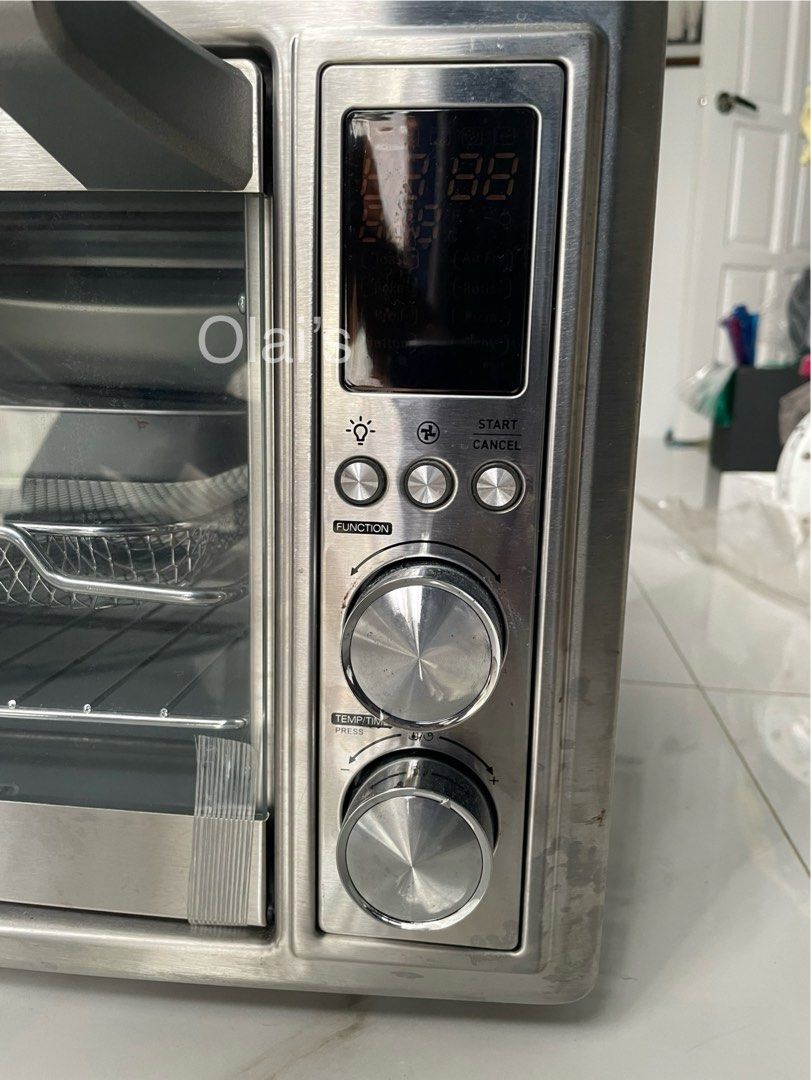 Asahi 8-in-1 airfryer oven (Category: Ovens & Toasters) located in Antipolo. Submitted by ruadhbree (Listing ID 1346889919, Image 3). Description: Asahi 8-in-1 airfryer oven for sale (OT-3012) Unused but box has been disposed Original price: Php7650 Selling price: Php6000 Location: Lower Antipolo near Sta. Lucia East Grand Mall Payment upon pick up at seller’s location MoP: Gcash, Maya, bank transfer Dimensions (according to Asahi website): 51.5 