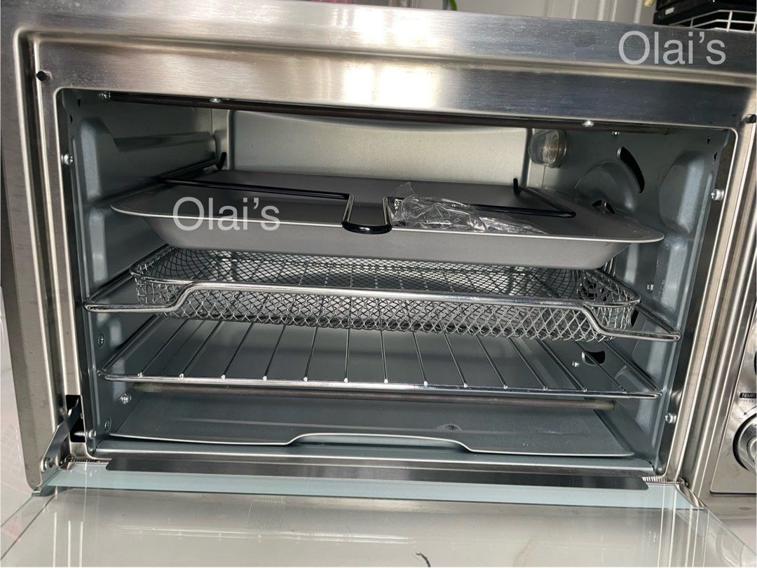 Asahi 8-in-1 airfryer oven (Category: Ovens & Toasters) located in Antipolo. Submitted by ruadhbree (Listing ID 1346889919, Image 2). Description: Asahi 8-in-1 airfryer oven for sale (OT-3012) Unused but box has been disposed Original price: Php7650 Selling price: Php6000 Location: Lower Antipolo near Sta. Lucia East Grand Mall Payment upon pick up at seller’s location MoP: Gcash, Maya, bank transfer Dimensions (according to Asahi website): 51.5 