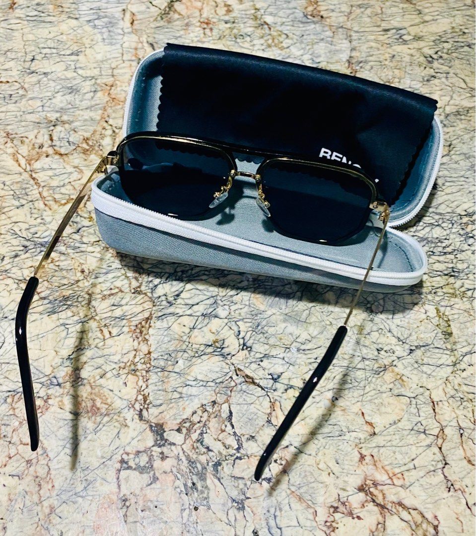 Bench Style Sunglasses (Category: Sunglasses & Eyewear) located in San Pablo. Submitted by itemsplus (Listing ID 1346923523, Image 3). Description: Almost New Bench Style Sunglasses in Gold Frame with cleaning cloth and hardcase. ₱750 via GCash Thru J&T. .