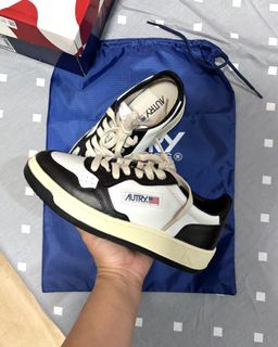 (Category: ) located in . Submitted by ayee86 (Listing ID 1346959511, Image 1). Description: .