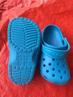 (Category: ) located in . Submitted by crocs_bundle (Listing ID 1346871375, Image 1). Description: .