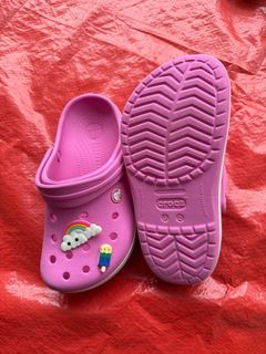 (Category: ) located in . Submitted by crocs_bundle (Listing ID 1346886513, Image 1). Description: .