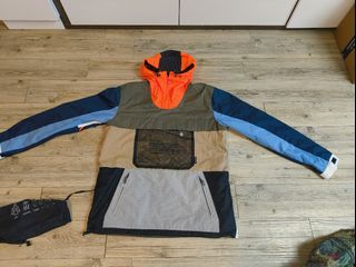 （分類：）位於 。 由 Ho_T105 提交（商品編號 1346907179，圖片 1）。簡介： 。