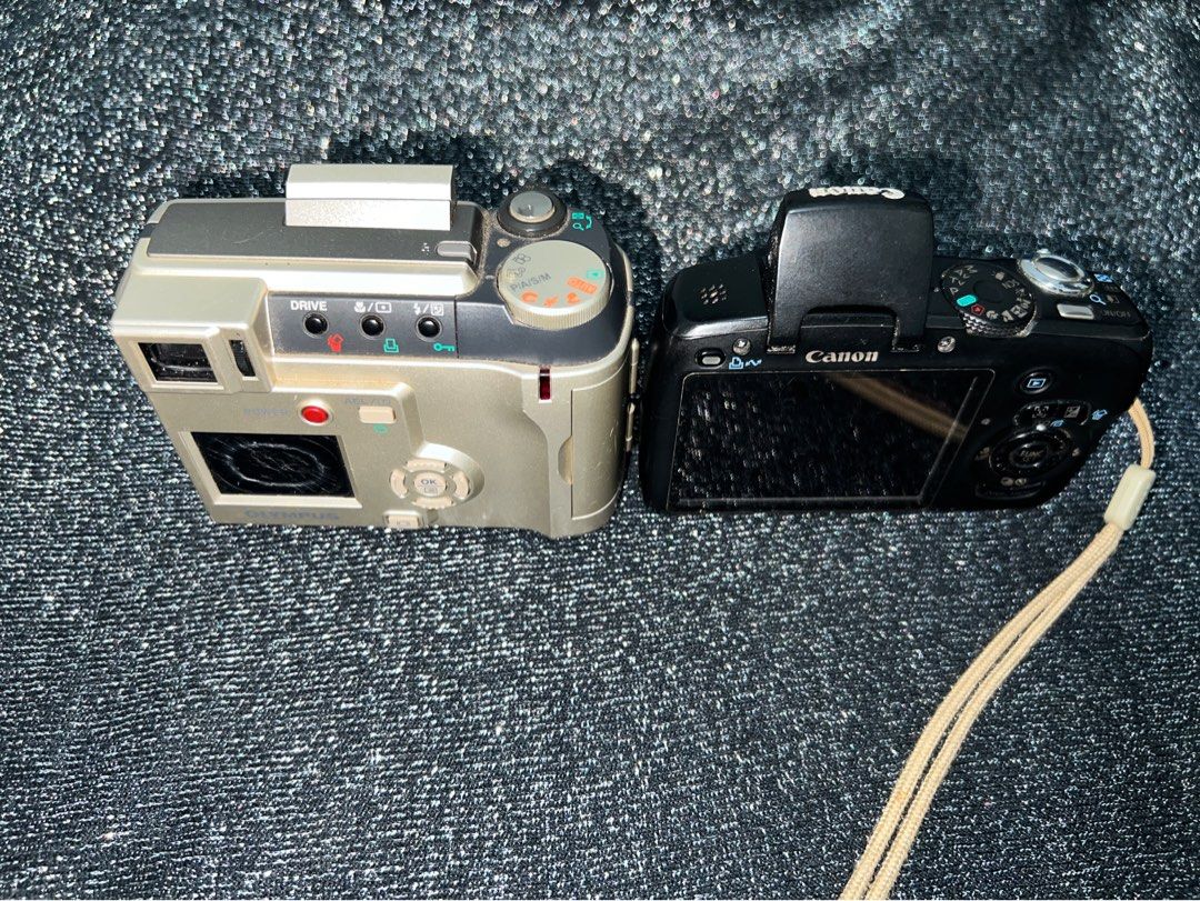 DIGICAMS (for repair) (Category: Cameras) located in Subic. Submitted by collectorshaven111 (Listing ID 1347077734, Image 3). Description: DEFECTIVE DIGICAMS For Parts/Display Tested with AA Batteries, but not turning on ₱300 EACH LP MOP: GCASH MOD: J&T EXPRESS *WILL BE PACKED/SHIPPED AFTER PAYMENT DM!.