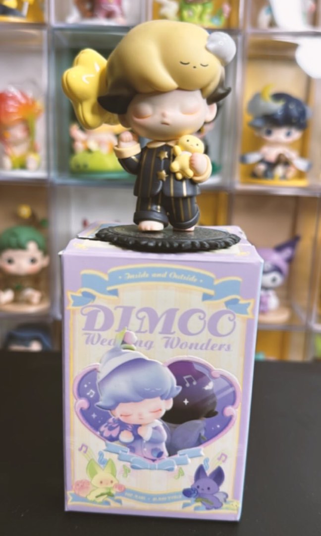 Dimoo - Weaving Wonders Wishful Dreaming, Toys & Collectibles, Mainan ...