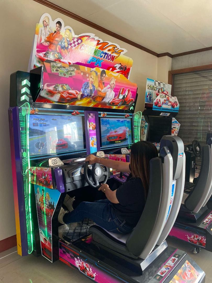 Double Players Outrun Racing Simulator Game Machine (Category: Controllers) located in San Pablo. Submitted by ablpsports (Listing ID 1346898094, Image 2). Description: Double Players Outrun Racing Simulator Game Machine P280,000 ▶️Specification ✔Item: Double Players Outrun Racing Simulator Game Machine ✔Size: L2000*W1800*H2450MM ✔Weight: 270KG ✔Voltage: 220V ✔Power: 500W ✔Player: 1-2 player .
