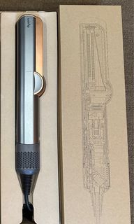 Dyson Airstrait