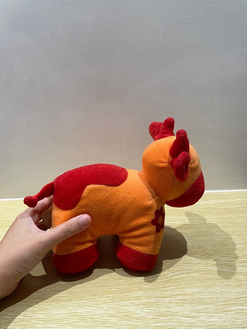 Early Learning Centre Cow Plush (Category: Plushies & Soft Toys) located in Quezon City. Submitted by shopgood_mnl (Listing ID 1347019349, Image 3). Description: .