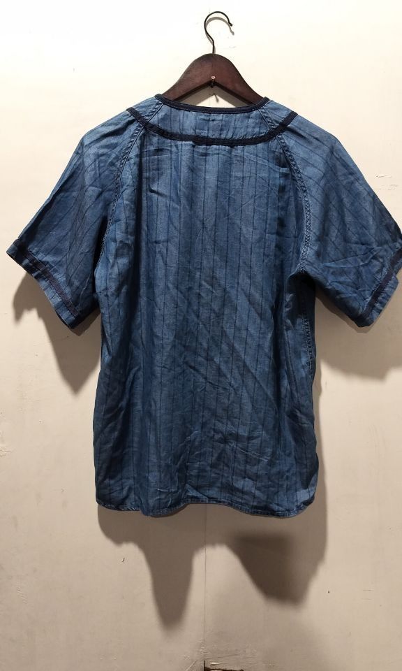 GRN chambray baseball shirt Japan (Category: Tshirts & Polo Shirts ) located in Quezon City. Submitted by sicnarf_95 (Listing ID 1347023128, Image 2). Description: GRN baseball chart chambray denim width: 20" length: 25".