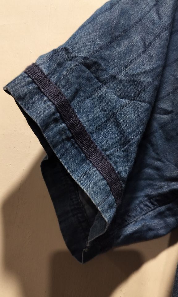 GRN chambray baseball shirt Japan (Category: Tshirts & Polo Shirts ) located in Quezon City. Submitted by sicnarf_95 (Listing ID 1347023128, Image 3). Description: GRN baseball chart chambray denim width: 20" length: 25".