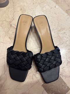 (Category: ) located in . Submitted by toobz2shop (Listing ID 1346943374, Image 1). Description: .