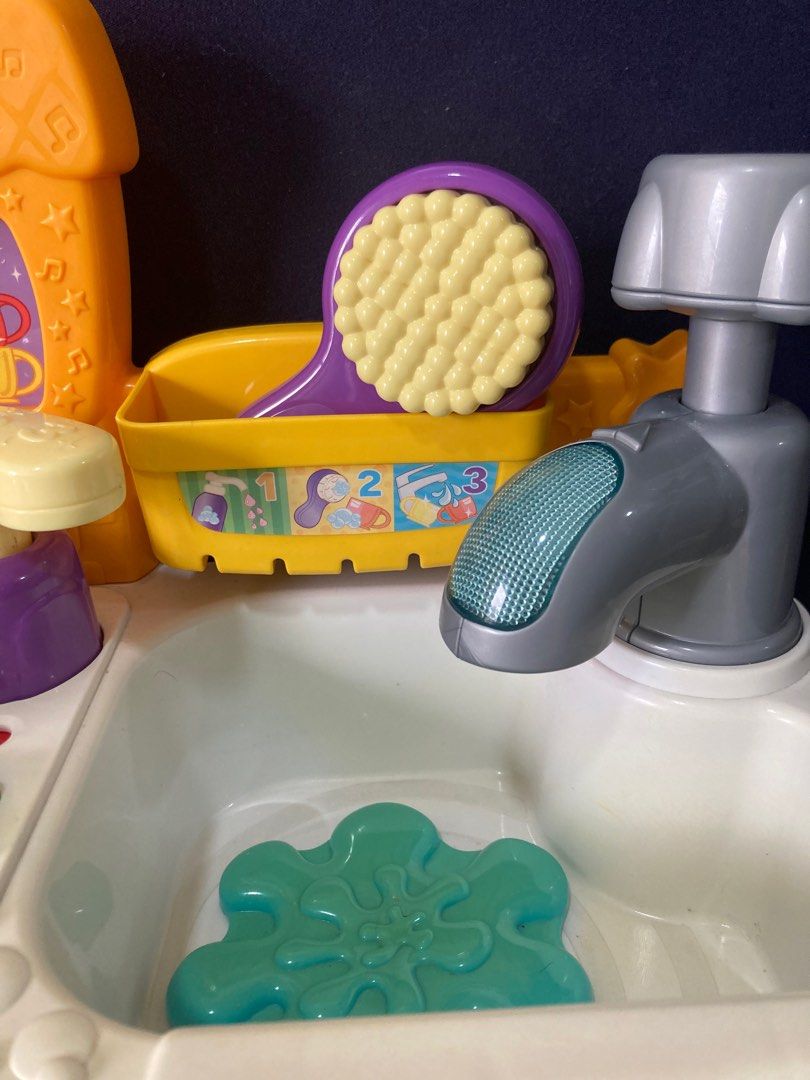 Sale!!! Leapfrog Scrub & Play Smart Sink (Category: Educational & Learning Toys) located in Pasig City. Submitted by h2o_store88 (Listing ID 1332424923, Image 3). Description: Leapfrog Scrub and Play Smart Sink No box All buttons & sounds working, no issues only with minor flaws, discoloration (yellowish color) .
