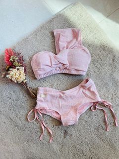 （分類：）位於 。 由 emmal0505 提交（商品編號 1346927719，圖片 1）。簡介： 。