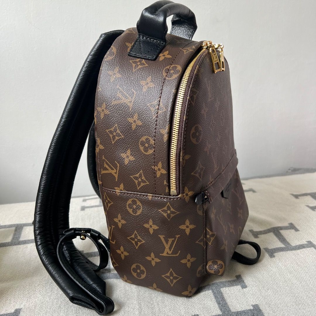 LV Palm Springs PM Monogram Backpack (Category: Luxury Bags & Wallets) located in Antipolo. Submitted by chanchimj (Listing ID 1346924217, Image 2). Description: .