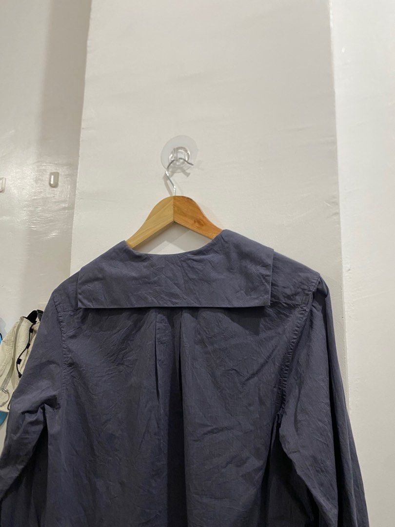 MARGARETT HOWELL BLOUSE LONGSLEEVE (Category: Luxury Apparel) located in Naga. Submitted by sislovesme (Listing ID 1346997480, Image 2). Description: •9/10 CONDITION •NO FLAWS •SIZE 1 ON TAG •AUTHENTIC •WIDTH 19 INCHES •LENGHT 23.5 INCHES.